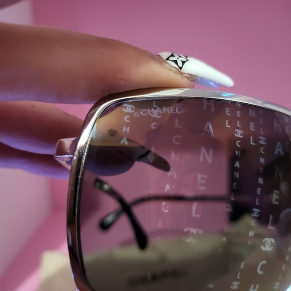 NEWLY LISTED!!!! ULTRA RARE CHANEL SHEILD RUNWAY SUNGLASSES - Picture 2 of 9